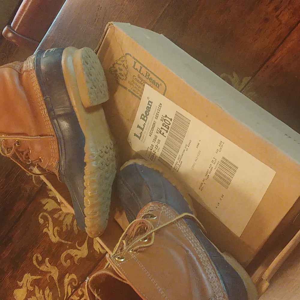 COPY - L.L.Bean Boots 9M fits more like 8M
